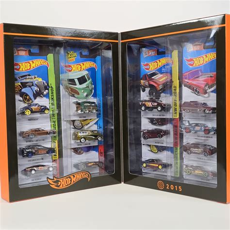 Hot Wheels 2015 Treasure Hunt Set