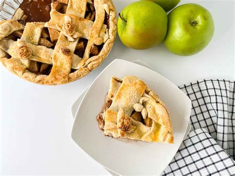 Homemade Apple Pie From Scratch