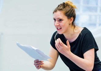 5 Storytelling Tips to Create an Engaging Story | City Academy Guides