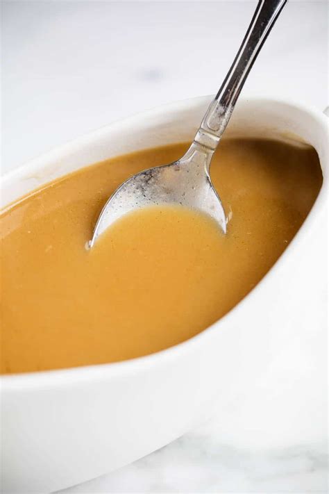 EASY Homemade Gravy (3 ingredients!) - I Heart Naptime