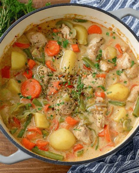 Hearty Chicken Stew Recipe – Best Cozy Comfort Food in 1 Pot