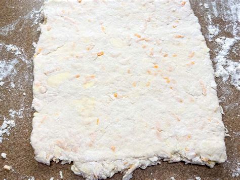 Mini Flaky Cheese Biscuits - Bake What You Love