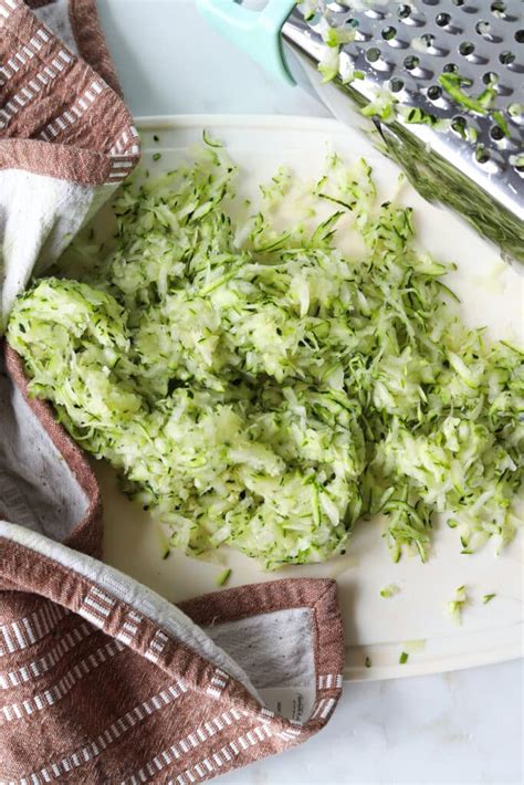 Cheesy Zucchini Garlic Bites - The Balanced Nutritionist