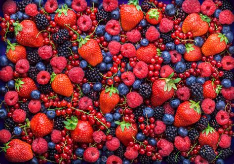 The Good and the Bad Facts of the Berry | Allergenics