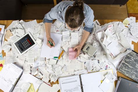 Why being messy can be a positive trait, according to researchers | The ...