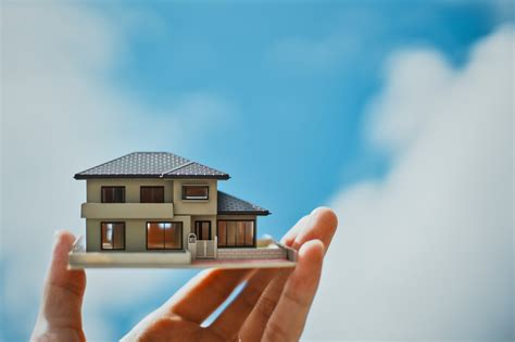 Home sweet home, a human right. But not for everyone - Osservatorio ...