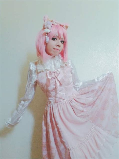 Amy Rose in pink gothic lolita outfit | Sonic the Hedgehog! Amino