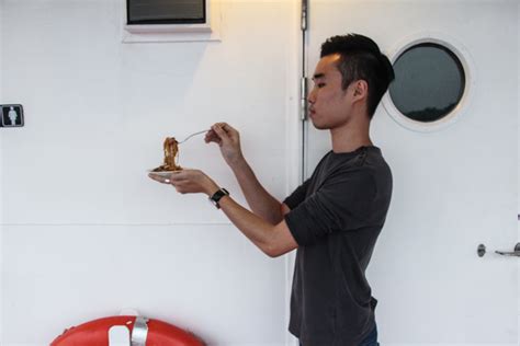 7 Types of Instagram Food Poses VS Reality