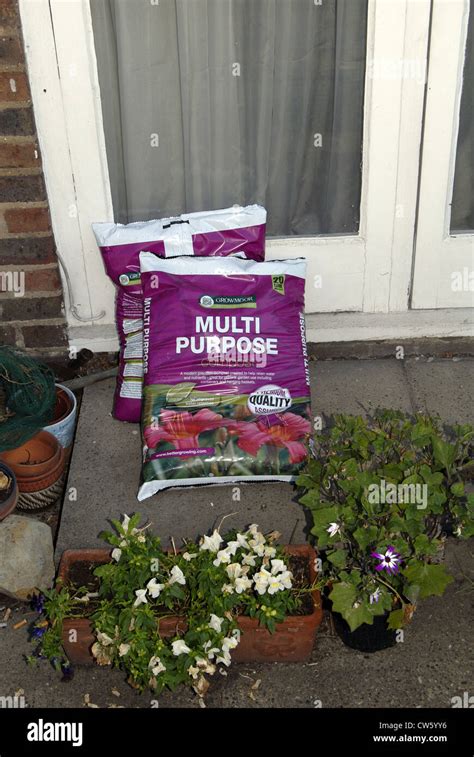 Compost ready to use Stock Photo - Alamy