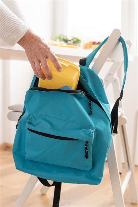 5 Vegan Snacks You Must Have in Your BackPack for a Hectic Day | by ...