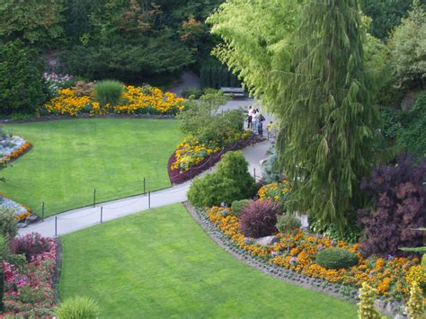 Beautiful Garden Free Stock Photo - Public Domain Pictures