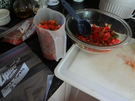 Bella Blue Jungle: Freezing Diced Tomatoes