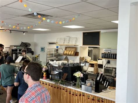 HONEYCOMB BREAD BAKERS - Updated November 2025 - 243 Photos & 80 ...