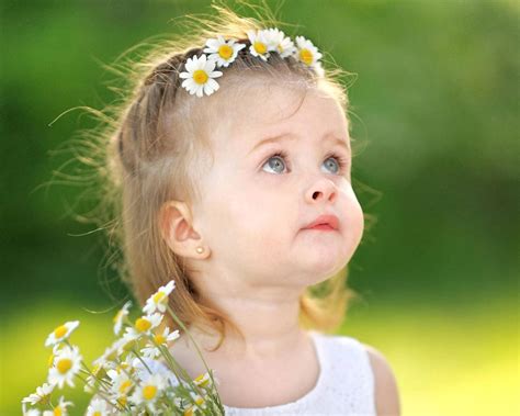 Download Angelic Girl Child With Floral Headdress Wallpaper ...