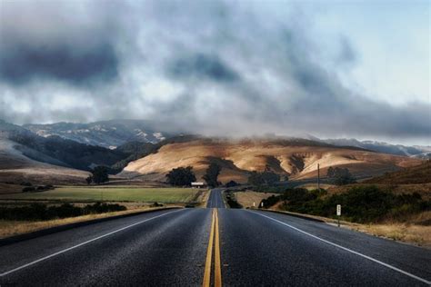 31 Pictures of Roads That Will Take You On A Photographic Journey ...
