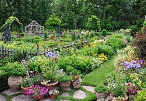 Time to Enjoy Your Garden - The Daily Gardener