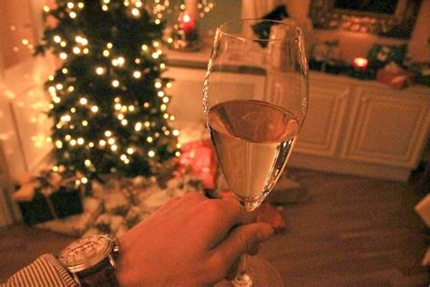 5 Stress Free Holiday Entertaining Tips To Make The Most of Your Party