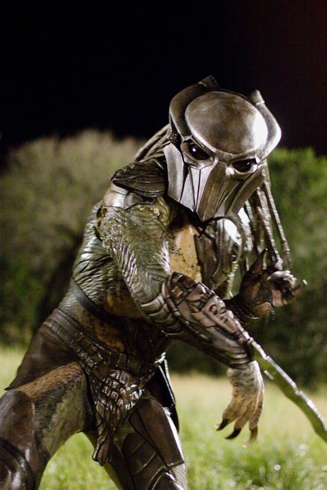 Falconer Predator - Alien vs. Predator Galaxy