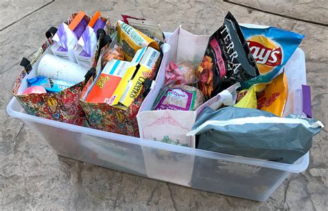 Road Trip Food And Snacks: Pack Your Own Food And Never Get Bored Of Eating