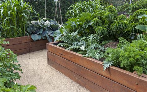 15 Raised Wooden Garden Bed Designs - Garden Lovers Club
