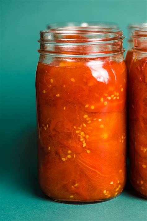 Tomatoes in Jars — VivianHoward.com
