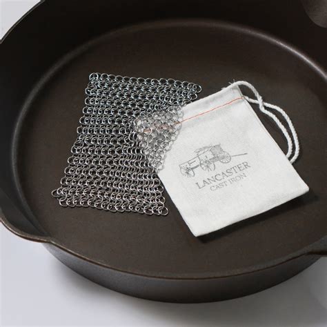 Chainmail Scrubber | Lancaster Cast Iron