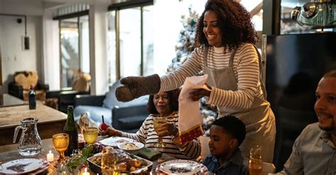 35+ Holiday Cooking Tips From Chefs To Feast Your Eyes On