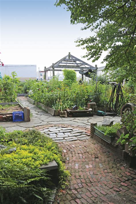 Great Ideas from Community Gardeners - Fine Gardening