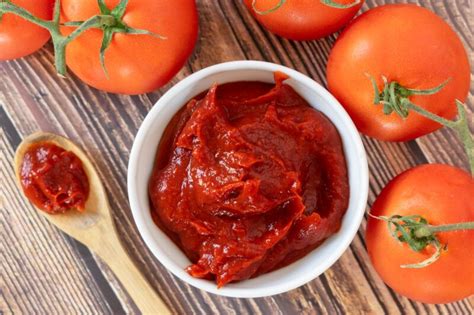 Homemade Tomato Paste - Mediterranean Living