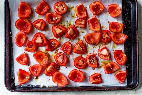 Roasted Tomatoes – WellPlated.com