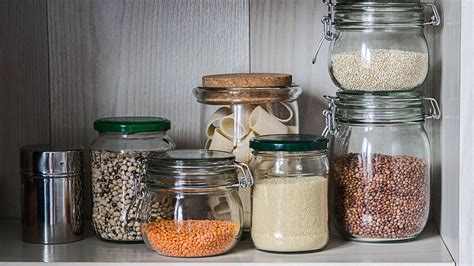 How To Keep An Uncluttered, Organized Kitchen Pantry