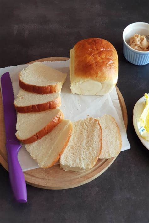 Tangzhong Bread/ How To Make Easy Bread With Tangzhong Method