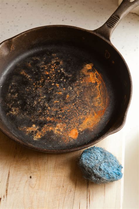 How To Restore a Rusty Cast Iron Skillet | Kitchn