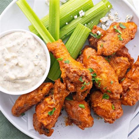 Air Fryer Buffalo Wings [+VIDEO] - Dr. Davinah's Eats